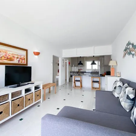 Апартаменты Charming At Meia #1866 *